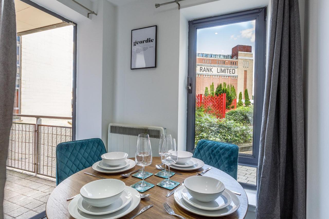Boutique Quayside Apartment - Free Parking Ньюкасл-апон-Тайн Экстерьер фото